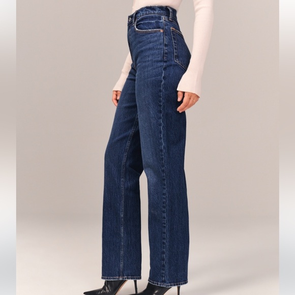 Abercrombie Curve Love Jeans - Picture 2 of 7